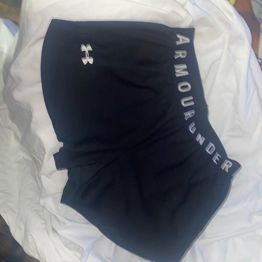 Under Armour Shorts Small